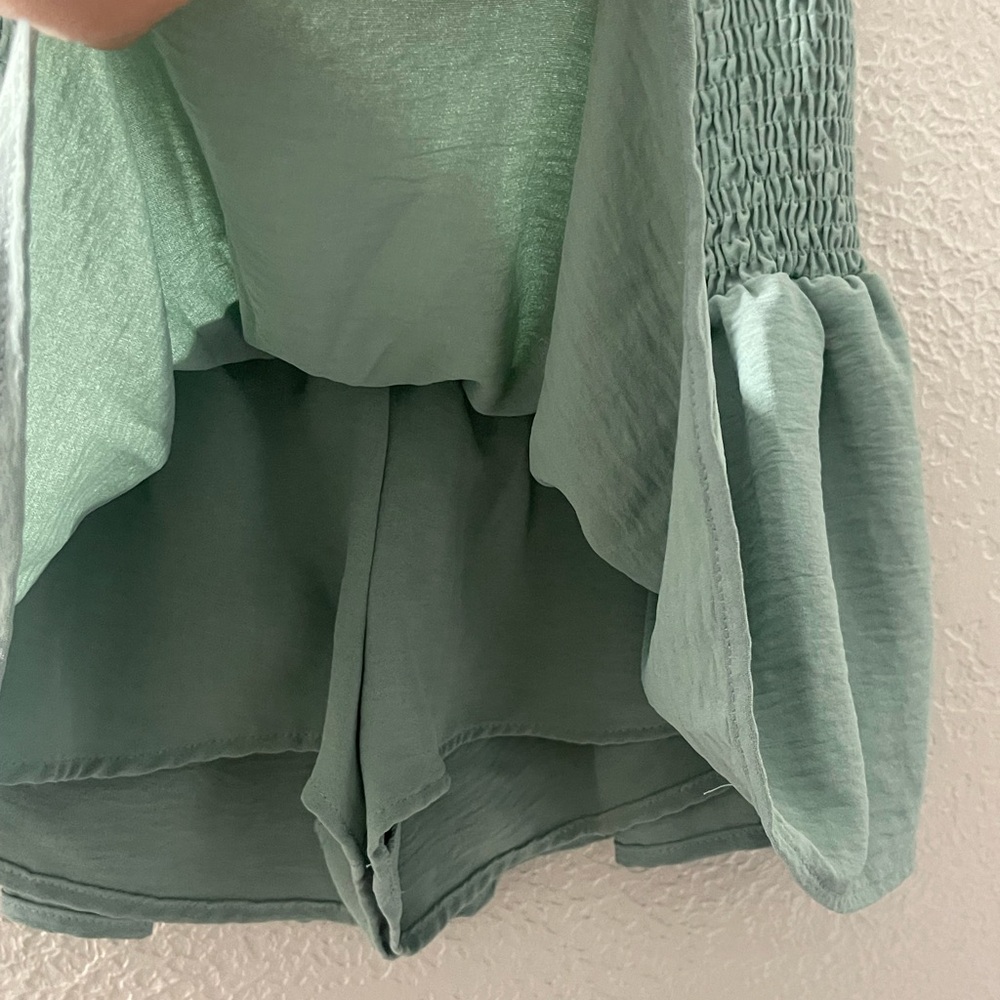 Urban Outfitters Y2K Textured Green Mini Skirt Elastic‎ Waist  Large - Picture 3 of 5